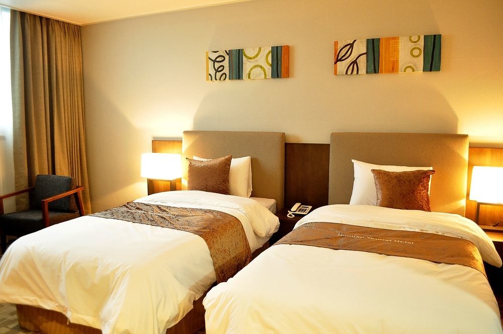 Hyunjin Tourist Hotel Donghae Eksteriør bilde